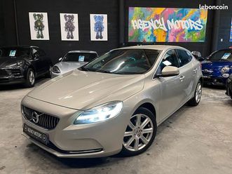volvo-v40-d2-120-ch-bvm6-inscription