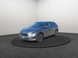 1.0tsi dsg tour led navi digitales cockpit led spe