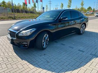 infiniti q70 37 v6 sport tech