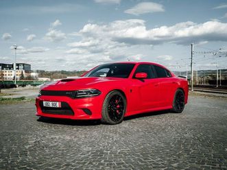 dodge charger hellcat