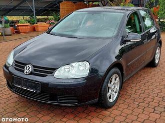 VOLKSWAGEN GOLF volkswagen-golf-1-6-tour