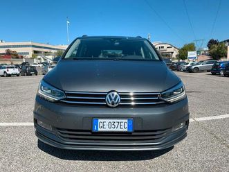 volkswagen touran 1.6 tdi cambio auto fari led