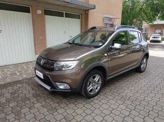 sandero-stepway-0-9-tce-turbo-comfort-gpl-s