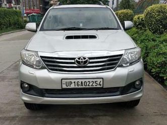 toyota fortuner 3.0 4x2 mt 2013