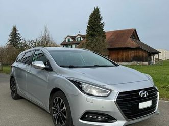 hyundai i40 1.7 crdi kombi automat, 2017, km 89'000