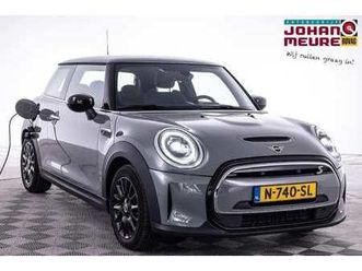 business-edition-33-kwh-carplay-half-leder-1e-eigenaar