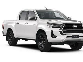 toyota hilux hilux 2.8 d automat 4x4, výbava active, biela farba