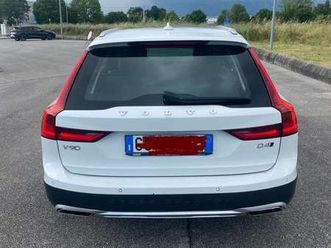 v90-2020-cross-country-2-0-d4-awd-geartronic-my20