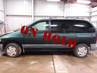 used 1997 dodge caravan se