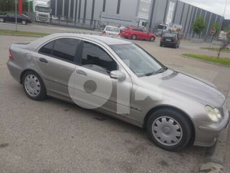 MERCEDES CLASSE C C 180 mercedes-benz-c-180-kompressor