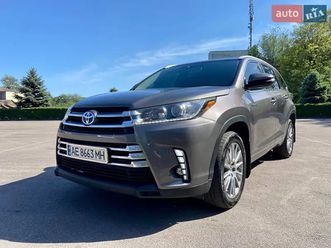 toyota-highlander-2016