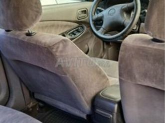 nissan almera essence manuelle 2001 à kénitra