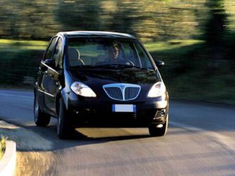 lancia-musa-1-3-multijet-16v-oro