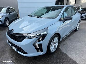 renault-clio-v-tce-90-ch-evolution-14000-ht-export-algerie