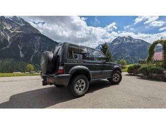 MITSUBISHI PAJERO mitsubishi-pajero-3000-v6