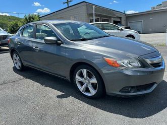 used 2013 acura ilx 2.0l w/premium package