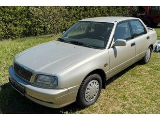 daihatsu-applause-16v-1-hand