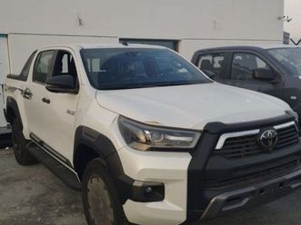 toyota-hilux-adv-2-8l