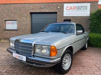 mercedes-benz-230ce-oldtimer-1981-automatique-en-parfait-eta