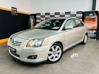 toyota-avensis-2-0-vvti-executive-auto