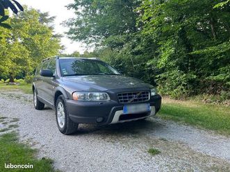 volvo-xc70-2-5t-turbo-essence