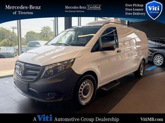 used 2023 mercedes-benz metris base
