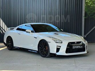 nissan-gt-r-2020