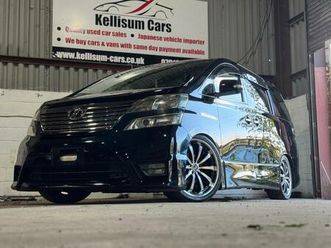 2-4-automatic-premium-ii-twin-sunroof