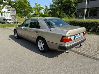 mercedes-benz 220 e 124 oldtimer