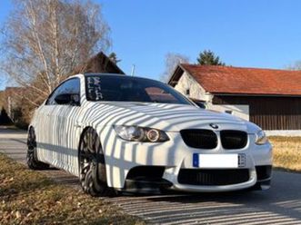 bmw-e92-m3-coupe-v8-handschalter