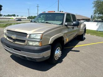 2004-chevrolet-silverado-3500-ls-crew-cab