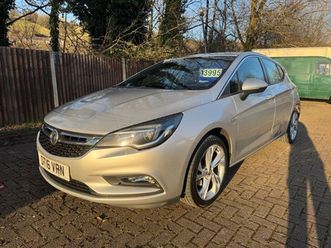 1.0i turbo ecoflex sri nav hatchback 5dr petrol manual euro 6 (start/stop) (105 ps)