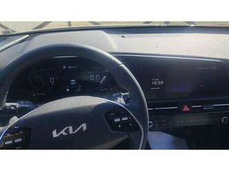 KIA NIRO kia-niro-style-1-6-tri-fuel