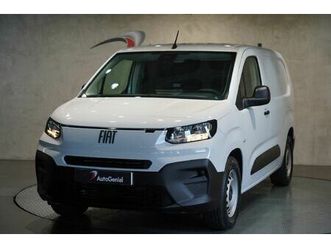 <li class=breadcrumbs-module_list-item__zg-6q fiat doblò 50 kwh maxi </ol>