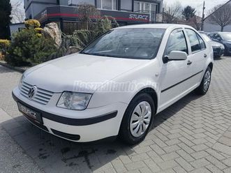 volkswagen-bora-1-6-comfortline-magyar-sz-konyv-klima