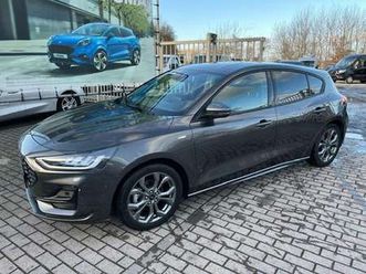 st-line ecoboost 125 pk- 14.655 km - winter pack!