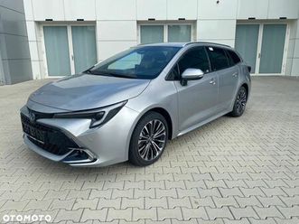toyota-corolla-1-8-hybrid-style