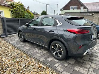 kia-xcee'd-1-6-gdi-plug-in-hybrid