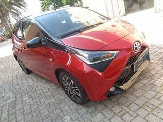 toyota-aygo-connect-1-0-vvt-i-72-cv-5-porte-x-clusiv-red-style-mmt