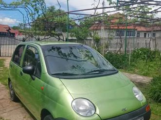matiz culoare verde deosebită pret 3.900 ron