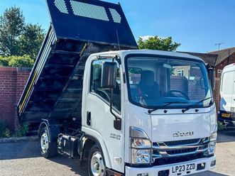 n35.125s 1.9d rwd auto euro 6 tipper 13000 miles