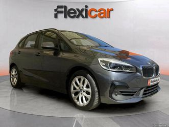 bmw-225-active-tourer-xe-advantage-outubro-21