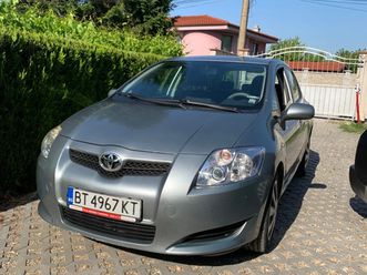 TOYOTA AURIS toyota-auris-1-4-d4d