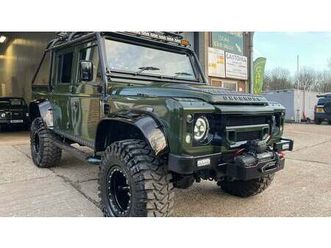2014 land rover defender 110 double cab 4.0 v8 *spectre* a vendre
