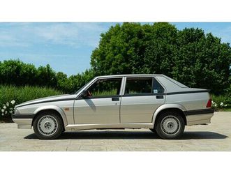 1989 alfa romeo 75 grigio manuel conduite à gauche in ita...