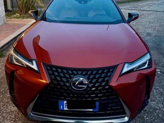 lexus ux - 2019