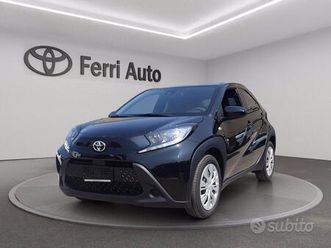 toyota aygo x 1.0 active 72cv