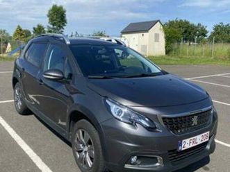 2-peugeot-2008-signature-carplay-gps-4-pneus-hiver-sur-jante-peugeot-2ememain