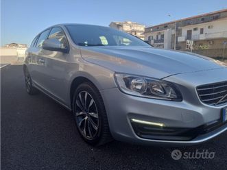 volvo v60 d3 cc 2000/cv 150/automatico