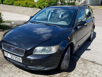 VOLVO V50 v50-2-5-220